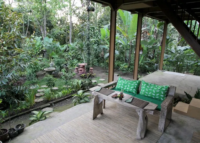 カントリーハウス Jungle Joglo Tampaksiring